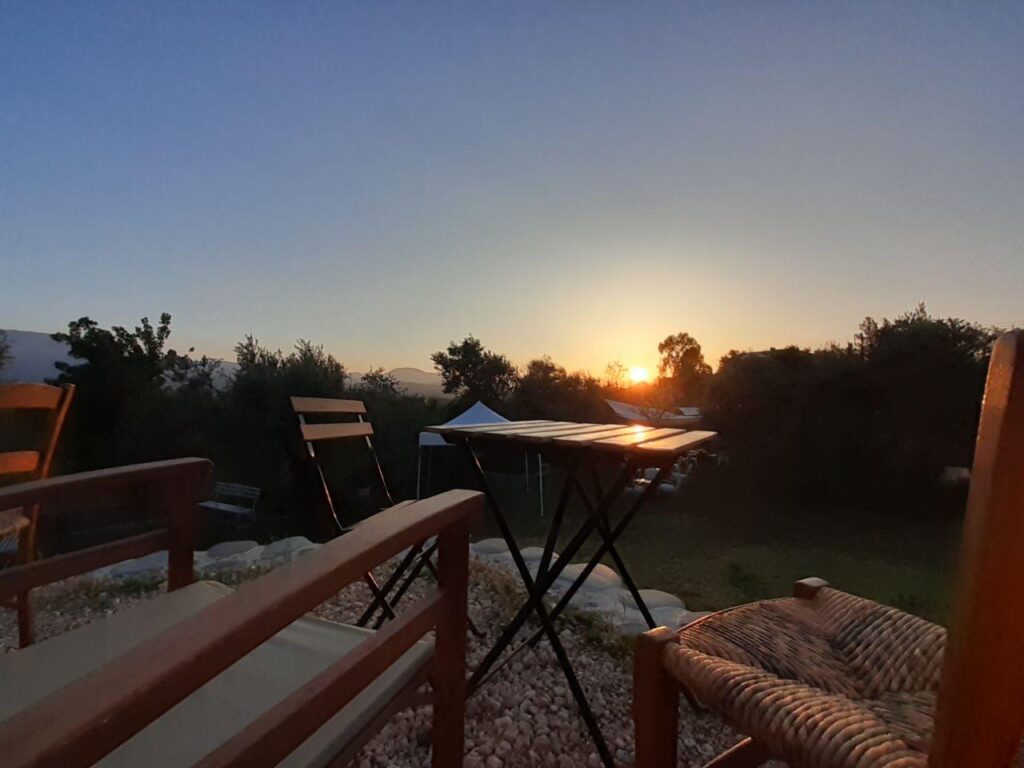 «Solea Valley Sunset Market»: Όταν η μαγεία του ηλιοβασιλέματος συναντά τον δροσερό αέρα της Σολέας