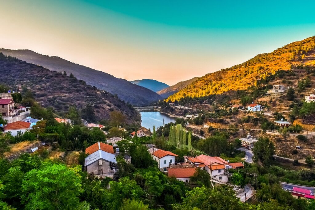 Φωτογραφικό ταξίδι σε 5 πανέμορφα χωριά της Κύπρου μας