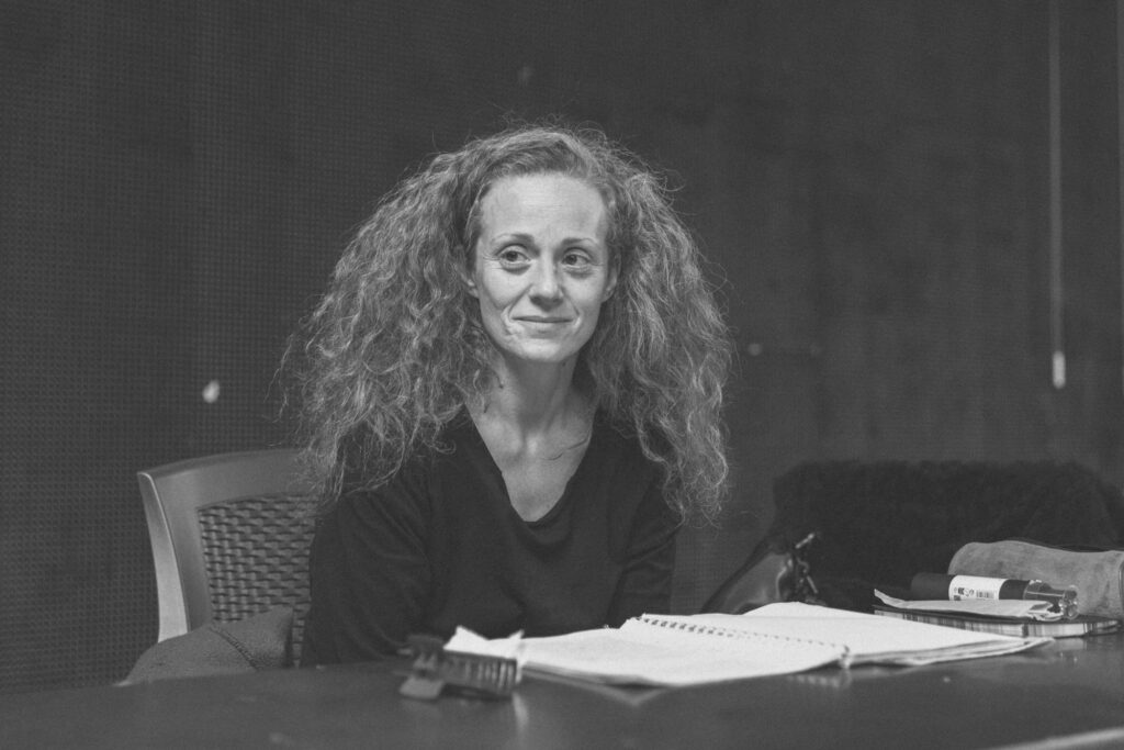 «Σ’ εσάς που με ακούτε»: Από 23 Ιανουαρίου στη Νέα Σκηνή «Νίκος Χαραλάμπους»