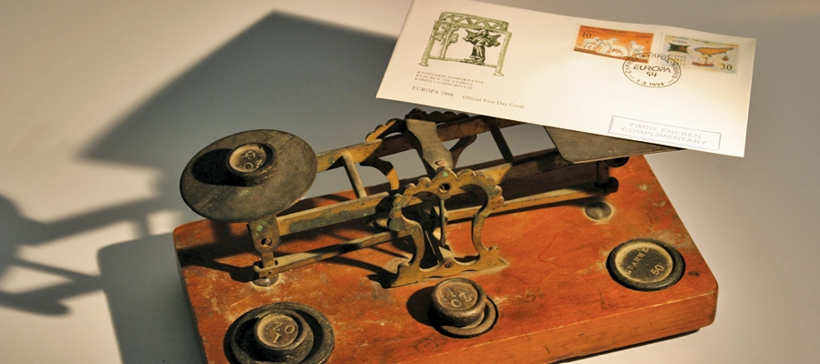 Έ&nu;&alpha; &tau;&alpha;&xi;ί&delta;&iota; &sigma;&tau;&eta;&nu; &iota;&sigma;&tau;&omicron;&rho;ί&alpha; &tau;&eta;&sigmaf; &epsilon;&pi;&iota;&kappa;&omicron;&iota;&nu;&omega;&nu;ί&alpha;&sigmaf; &sigma;&tau;&eta;&nu; &kappa;&alpha;&rho;&delta;&iota;ά &tau;&eta;&sigmaf; &Lambda;&epsilon;&upsilon;&kappa;&omega;&sigma;ί&alpha;&sigmaf;.