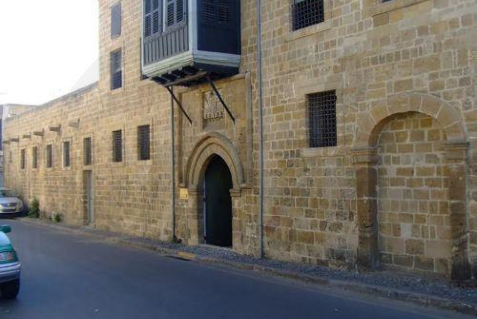 &Kappa;&lambda;&epsilon;&iota;&sigma;&tau;ό &tau;&omicron; &Epsilon;&theta;&nu;&omicron;&lambda;&omicron;&gamma;&iota;&kappa;ό &Mu;&omicron;&upsilon;&sigma;&epsilon;ί&omicron;-&Omicron;&iota;&kappa;ί&alpha; &Chi;&alpha;&tau;&zeta;&eta;&gamma;&epsilon;&omega;&rho;&gamma;ά&kappa;&eta; &Kappa;&omicron;&rho;&nu;έ&sigma;&iota;&omicron;&upsilon; &tau;&omicron;&nu; &Iota;&alpha;&nu;&omicron;&upsilon;ά&rho;&iota;&omicron;