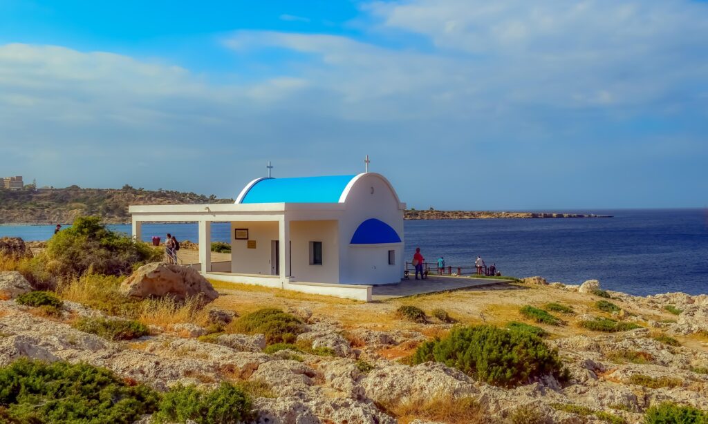 &Tau;&omicron; &epsilon;&xi;&omega;&kappa;&lambda;ή&sigma;&iota; &tau;&omega;&nu; &Alpha;&gamma;ί&omega;&nu; &Alpha;&nu;&alpha;&rho;&gamma;ύ&rho;&omega;&nu; &sigma;&tau;&omicron; &Kappa;ά&beta;&omicron; &Gamma;&kappa;&rho;έ&kappa;&omicron; &ndash; &epsilon;&kappa;&epsilon;ί &pi;&omicron;&upsilon; &sigma;&mu;ί&gamma;&epsilon;&iota; &tau;&omicron; &gamma;&alpha;&lambda;ά&zeta;&iota;&omicron; &mu;&epsilon; &tau;&eta;&nu; &pi;ί&sigma;&tau;&eta;