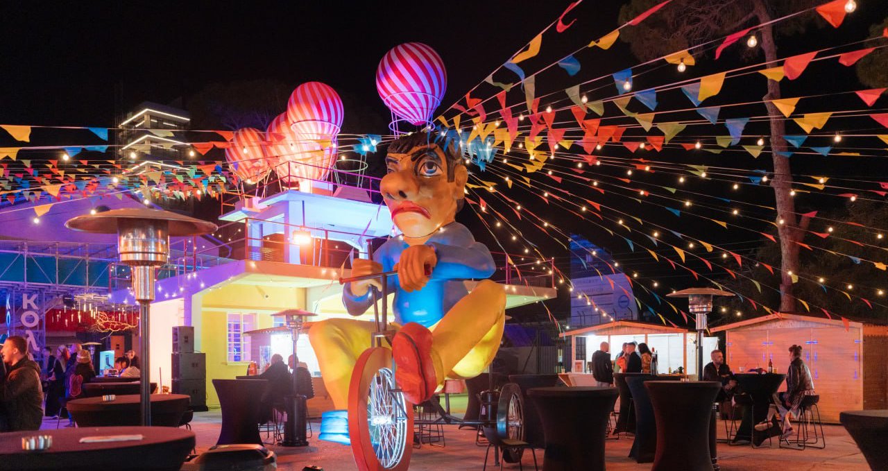 CYBERNESS Carnival Market: όταν το καρναβάλι συναντά τη φωτιά και την άνοιξη CYBERNESS Carnival Market: όταν το καρναβάλι συναντά τη φωτιά και την άνοιξη