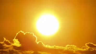 &Psi;&upsilon;&chi;&iota;&kappa;ή &Upsilon;&gamma;&epsilon;ί&alpha; &sigma;&tau;&eta;&nu; &Kappa;ύ&pi;&rho;&omicron;: &Omicron; &rho;ό&lambda;&omicron;&sigmaf; &tau;&omicron;&upsilon; ή&lambda;&iota;&omicron;&upsilon; &kappa;&alpha;&iota; &tau;&eta;&sigmaf; &kappa;&omicron;&iota;&nu;ό&tau;&eta;&tau;&alpha;&sigmaf;