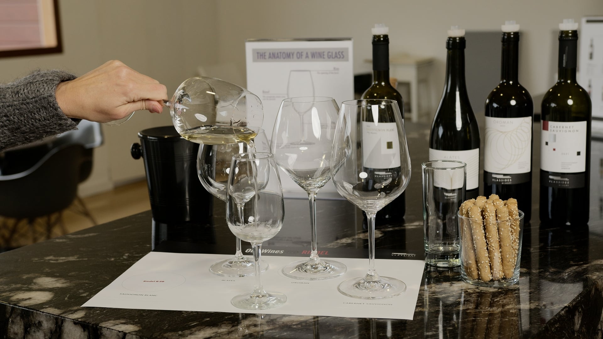Our Wines at Riedel: Η Τέχνη του Σωστού Ποτηριού Our Wines at Riedel: Η Τέχνη του Σωστού Ποτηριού