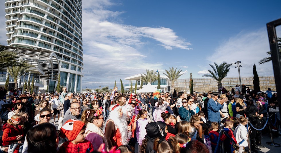 &Alpha;&pi;&omicron;&kappa;&rho;&iota;ά&tau;&iota;&kappa;&omicron;&iota; &rho;&upsilon;&theta;&mu;&omicron;ί &pi;&lambda;ά&iota; &sigma;&tau;&omicron; &gamma;&alpha;&lambda;ά&zeta;&iota;&omicron; &ndash; &Mu;&iota;&alpha; &gamma;&iota;&omicron;&rho;&tau;ή &sigma;&tau;&eta; &Mu;&alpha;&rho;ί&nu;&alpha; &Alpha;&gamma;.&Nu;ά&pi;&alpha;&sigmaf; &gamma;&epsilon;&mu;ά&tau;&eta; &chi;&rho;ώ&mu;&alpha; &kappa;&alpha;&iota; &chi;&alpha;&mu;ό&gamma;&epsilon;&lambda;&alpha;!