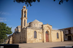 &Alpha;&nu;&alpha;&kappa;&alpha;&lambda;ύ&pi;&tau;&omicron;&nu;&tau;&alpha;&sigmaf; έ&nu;&alpha;&nu; &Kappa;&rho;&upsilon;&mu;&mu;έ&nu;&omicron; &Theta;&eta;&sigma;&alpha;&upsilon;&rho;ό &sigma;&tau;&eta;&nu; &Kappa;&alpha;&rho;&delta;&iota;ά &tau;&eta;&sigmaf; &Pi;&epsilon;&rho;&iota;&sigma;&tau;&epsilon;&rho;ώ&nu;&alpha;&sigmaf;: &Omicron; &Iota;&epsilon;&rho;ό&sigmaf; &Nu;&alpha;ό&sigmaf; &Alpha;&gamma;ί&omega;&nu; &Beta;&alpha;&rho;&nu;ά&beta;&alpha; &kappa;&alpha;&iota; &Eta;&lambda;&alpha;&rho;ί&omega;&nu;&alpha;