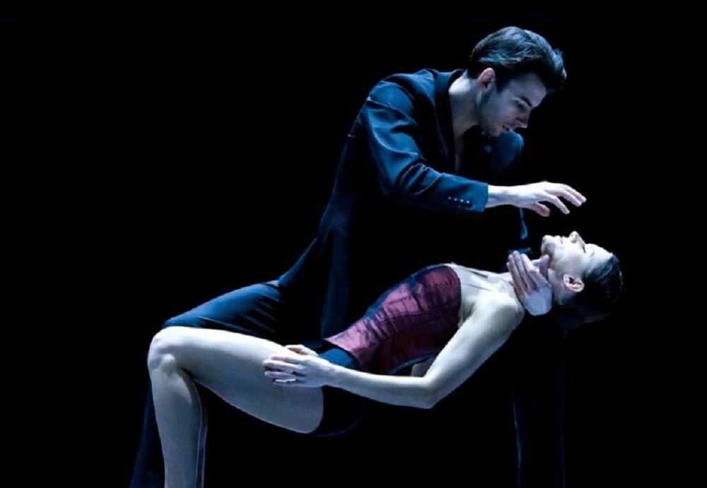 &Tau;&omicron; &Epsilon;&theta;&nu;&iota;&kappa;ό &Mu;&pi;&alpha;&lambda;έ&tau;&omicron; &tau;&eta;&sigmaf; &Mu;ά&rho;&iota;&mu;&pi;&omicron;&rho; &phi;έ&rho;&nu;&epsilon;&iota; &tau;&eta; &mu;&alpha;&gamma;&epsilon;ί&alpha; &tau;&omicron;&upsilon; &chi;&omicron;&rho;&omicron;ύ &sigma;&tau;&eta;&nu; &Kappa;ύ&pi;&rho;&omicron;