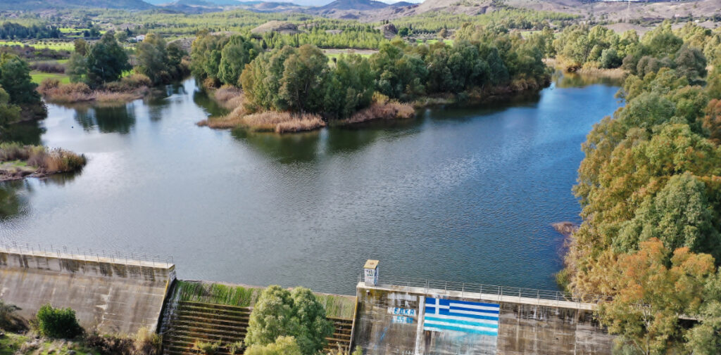 &Tau;&omicron; &Phi;&rho;ά&gamma;&mu;&alpha; &Lambda;&upsilon;&mu;&pi;&iota;ώ&nu;: Έ&nu;&alpha;&sigmaf; ή&sigma;&upsilon;&chi;&omicron;&sigmaf; &pi;&rho;&omicron;&omicron;&rho;&iota;&sigma;&mu;ό&sigmaf; &kappa;&omicron;&nu;&tau;ά &sigma;&tau;&eta; &Lambda;&epsilon;&upsilon;&kappa;&omega;&sigma;ί&alpha;
