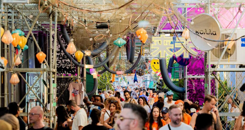 &Beta;ή&mu;&alpha; &sigma;&tau;&eta; &Chi;ώ&rho;&alpha; &tau;&omega;&nu; &Theta;&alpha;&upsilon;&mu;ά&tau;&omega;&nu;: &Tau;&omicron; CYBERNESS Easter Market &epsilon;&pi;&iota;&sigma;&tau;&rho;έ&phi;&epsilon;&iota; &sigma;&tau;&eta; &Lambda;&epsilon;&mu;&epsilon;&sigma;ό