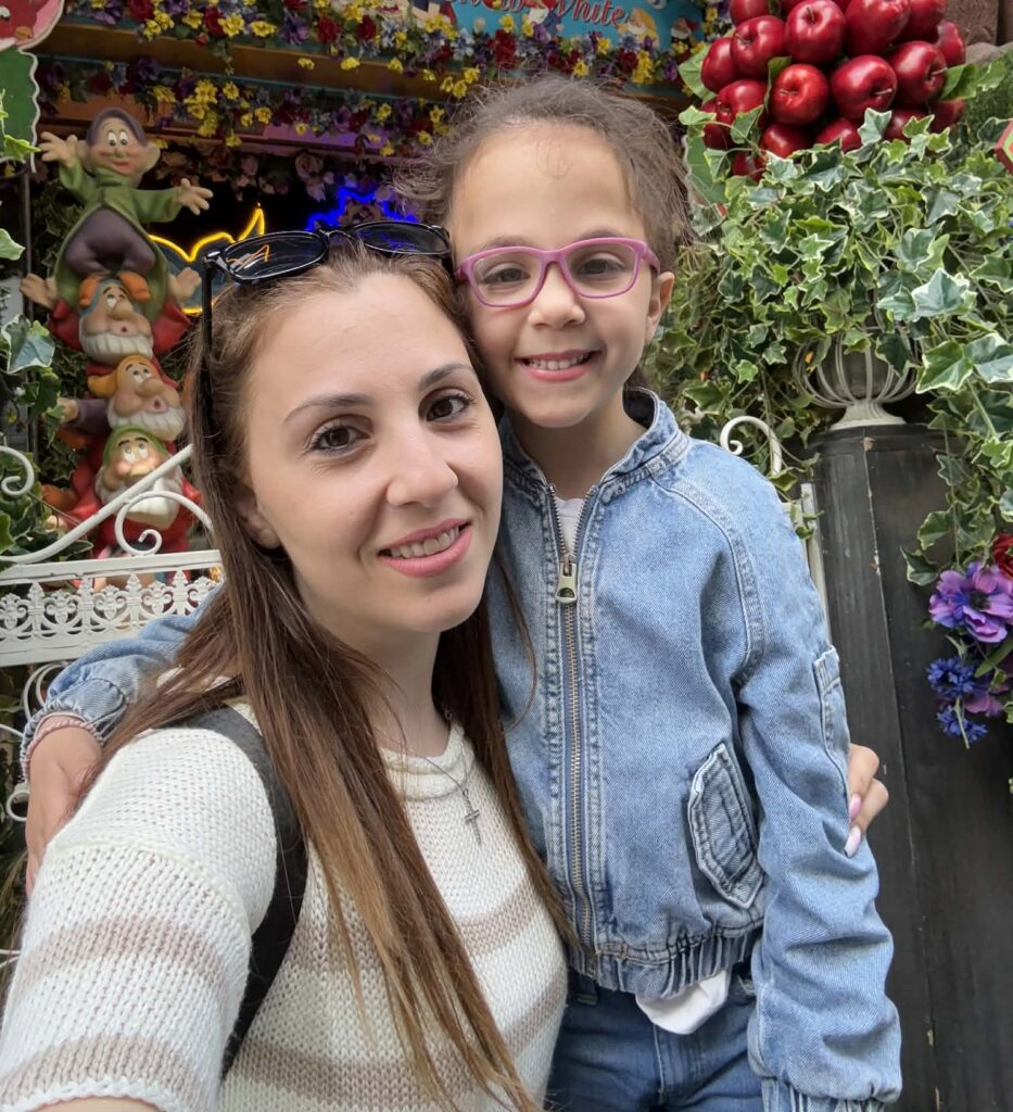 &Eta; &mu;&alpha;&mu;ά &Kappa;&upsilon;&rho;&iota;&alpha;&kappa;ή &kappa;&alpha;&iota; &eta; &kappa;ό&rho;&eta; &Mu;&alpha;&rho;ί&alpha;-&Alpha;&upsilon;&xi;&epsilon;&nu;&tau;ί&alpha;: Ό&tau;&alpha;&nu; &omicron; &delta;&rho;ό&mu;&omicron;&sigmaf; &phi;&alpha;ί&nu;&epsilon;&tau;&alpha;&iota; &alpha;&tau;έ&lambda;&epsilon;&iota;&omega;&tau;&omicron;&sigmaf;, &epsilon;&kappa;&epsilon;ί &theta;&alpha; &tau;&iota;&sigmaf; &beta;&rho;&epsilon;&iota;&sigmaf; &ndash; &pi;&iota;&omicron; &delta;&upsilon;&nu;&alpha;&tau;έ&sigmaf; &alpha;&pi;ό &pi;&omicron;&tau;έ