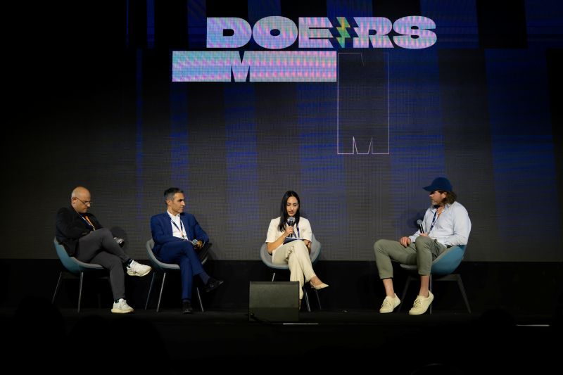 &Delta;&upsilon;&nu;&alpha;&mu;&iota;&kappa;ή &pi;&alpha;&rho;&omicron;&upsilon;&sigma;ί&alpha; &tau;&eta;&sigmaf; &Pi;&epsilon;&tau;&rho;&omicron;&lambda;ί&nu;&alpha; &sigma;&tau;&omicron; Doers Summit Limassol 2026 &omega;&sigmaf; Silver Partner