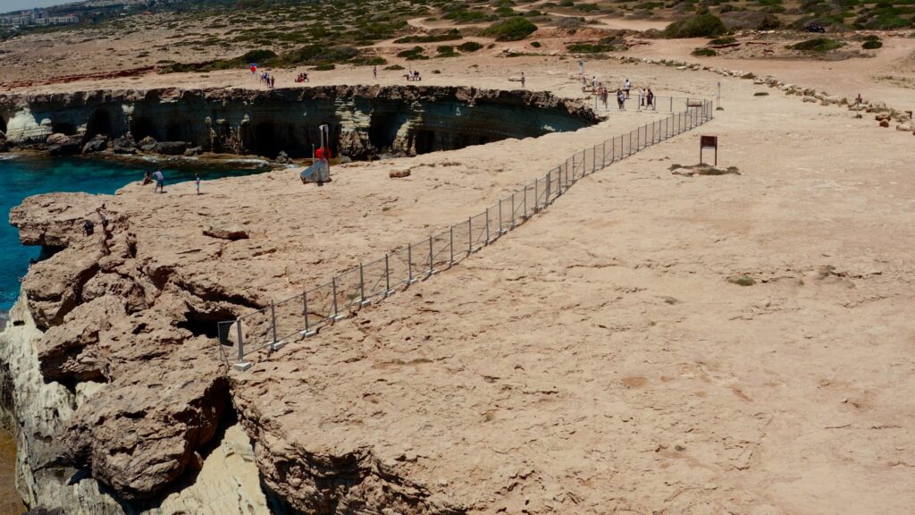Έ&kappa;&lambda;&epsilon;&iota;&sigma;&alpha;&nu; &tau;&iota;&sigmaf; &Theta;&alpha;&lambda;&alpha;&sigma;&sigma;&iota;&nu;έ&sigmaf; &Sigma;&pi;&eta;&lambda;&iota;έ&sigmaf;: &Tau;&omicron; &Kappa;ά&beta;&omicron; &Gamma;&kappa;&rho;έ&kappa;&omicron; &delta;&epsilon;&nu; &epsilon;ί&nu;&alpha;&iota; &pi;&iota;&alpha; &tau;&omicron; ί&delta;&iota;&omicron;