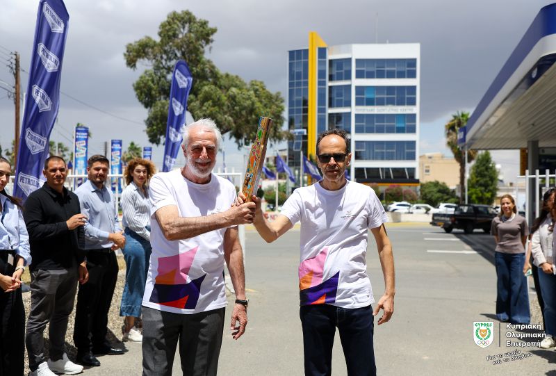 &Eta; King&rsquo;s Baton Relay &sigma;&tau;&eta;&nu; &Pi;&epsilon;&tau;&rho;&omicron;&lambda;ί&nu;&alpha; &epsilon;&nu;ό&psi;&epsilon;&iota; &tau;&omega;&nu; &Kappa;&omicron;&iota;&nu;&omicron;&pi;&omicron;&lambda;&iota;&tau;&epsilon;&iota;&alpha;&kappa;ώ&nu; &Alpha;&gamma;ώ&nu;&omega;&nu; &laquo;Glasgow 2026&raquo;