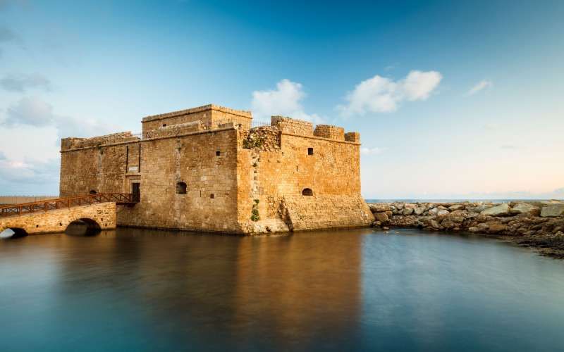 &Omicron; &Delta;ή&mu;&omicron;&sigmaf; &Pi;ά&phi;&omicron;&upsilon; &pi;&alpha;&rho;&omicron;&upsilon;&sigma;&iota;ά&zeta;&epsilon;&iota; έ&nu;&alpha; &pi;&lambda;&omicron;ύ&sigma;&iota;&omicron; &pi;&rho;ό&gamma;&rho;&alpha;&mu;&mu;&alpha; &pi;&omicron;&lambda;&iota;&tau;&iota;&sigma;&tau;&iota;&kappa;ώ&nu; &epsilon;&kappa;&delta;&eta;&lambda;ώ&sigma;&epsilon;&omega;&nu; &gamma;&iota;&alpha; &tau;&omicron;&nu; &Iota;&omicron;ύ&nu;&iota;&omicron;