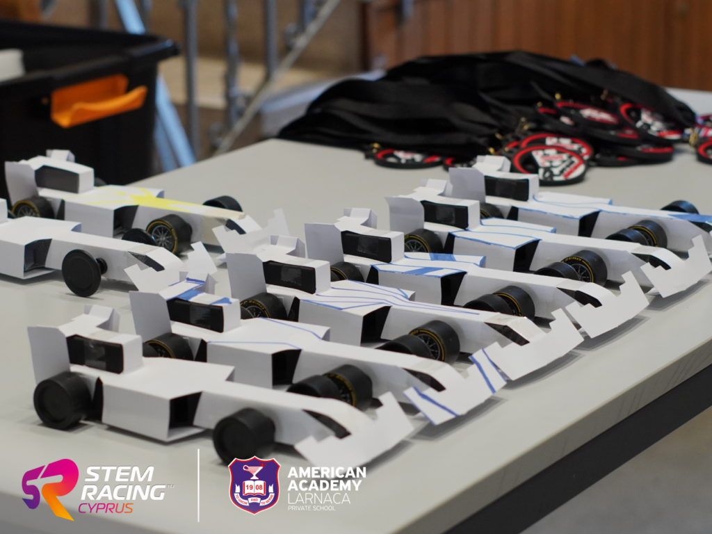 &Pi;&alpha;&rho;&omicron;&upsilon;&sigma;&iota;ά&sigma;&epsilon;&iota;&sigmaf; STEM Racing &tau;&eta;&sigmaf; &Alpha;&mu;&epsilon;&rho;&iota;&kappa;&alpha;&nu;&iota;&kappa;ή&sigmaf; &Alpha;&kappa;&alpha;&delta;&eta;&mu;ί&alpha;&sigmaf; &Lambda;ά&rho;&nu;&alpha;&kappa;&alpha;&sigmaf;: &Epsilon;&mu;&pi;&nu;έ&omicron;&nu;&tau;&alpha;&sigmaf; &Mu;&alpha;&theta;&eta;&tau;έ&sigmaf; &Delta;&eta;&mu;&omicron;&tau;&iota;&kappa;ώ&nu; &Sigma;&chi;&omicron;&lambda;&epsilon;ί&omega;&nu; &sigma;&epsilon; &Omicron;&lambda;ό&kappa;&lambda;&eta;&rho;&eta; &tau;&eta;&nu; &Kappa;ύ&pi;&rho;&omicron;