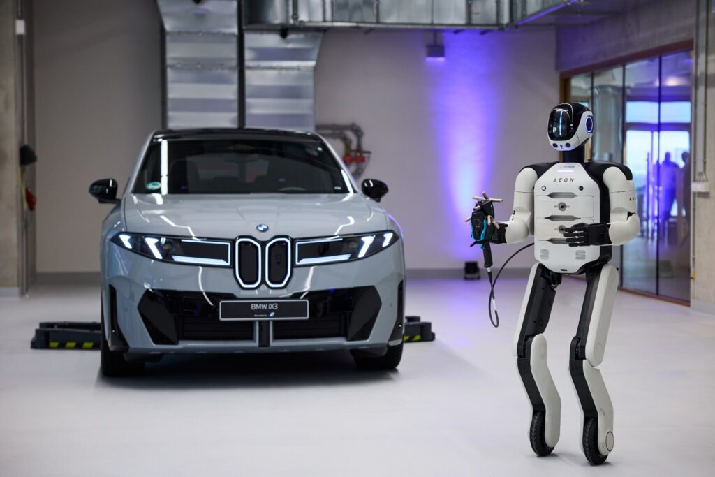 &Eta; BMW &epsilon;&pi;&epsilon;&nu;&delta;ύ&epsilon;&iota; &sigma;&tau;&eta;&nu; Physical AI &kappa;&alpha;&iota; &alpha;&nu;&omicron;ί&gamma;&epsilon;&iota; &mu;&iota;&alpha; &nu;έ&alpha; &epsilon;&pi;&omicron;&chi;ή &sigma;&tau;&eta; &beta;&iota;&omicron;&mu;&eta;&chi;&alpha;&nu;ί&alpha; &alpha;&upsilon;&tau;&omicron;&kappa;&iota;&nu;ή&tau;&omicron;&upsilon;